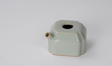 DITA × VanNuys: The Platypus Pouch